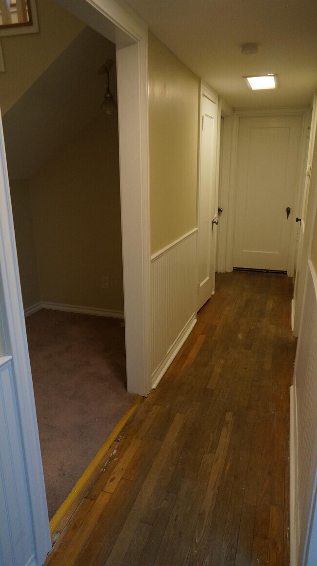 Building Photo - 1016 Puryear Dr