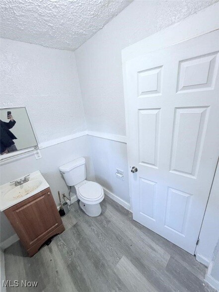 Building Photo - 3119 W 68th St