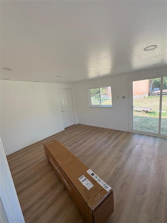 Building Photo - 1000 Presa Arriba Rd
