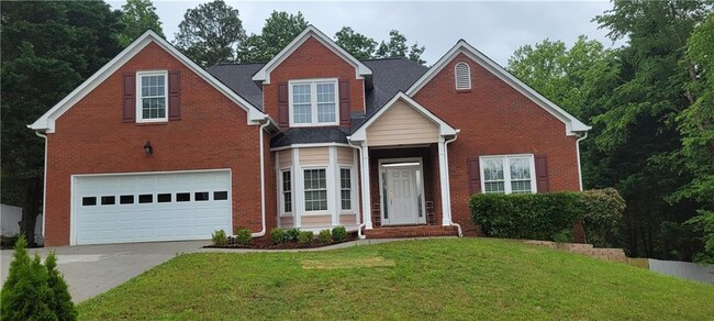 Primary Photo - 1665 Windsong Park Dr NE