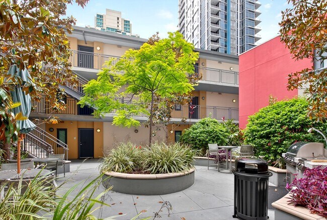 Building Photo - Sleek Urban Living in Vibrant Little Italy