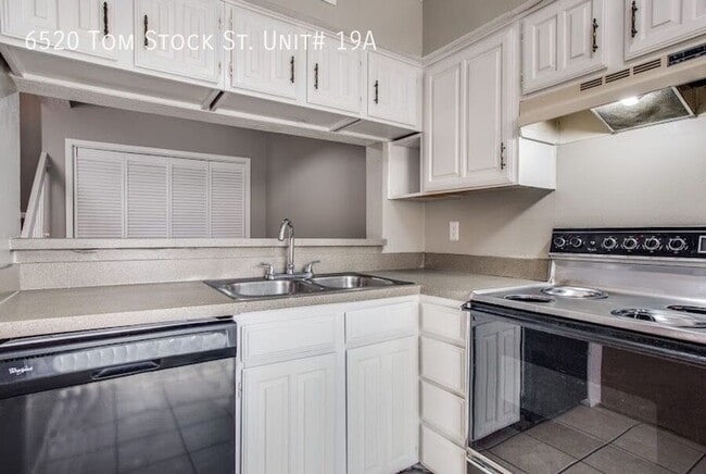 Primary Photo - 6520 Tom Stock St