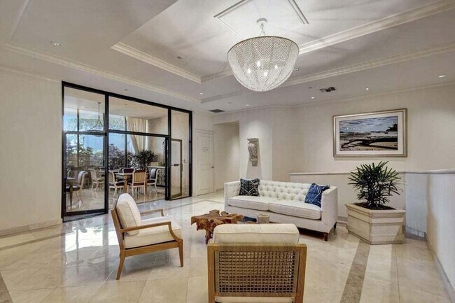 Building Photo - 800 Ocean Dr