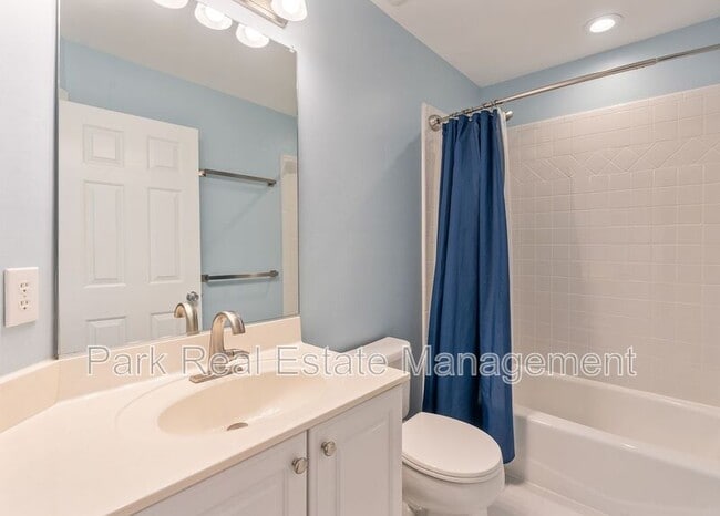 Building Photo - 108 Westgreen Dr