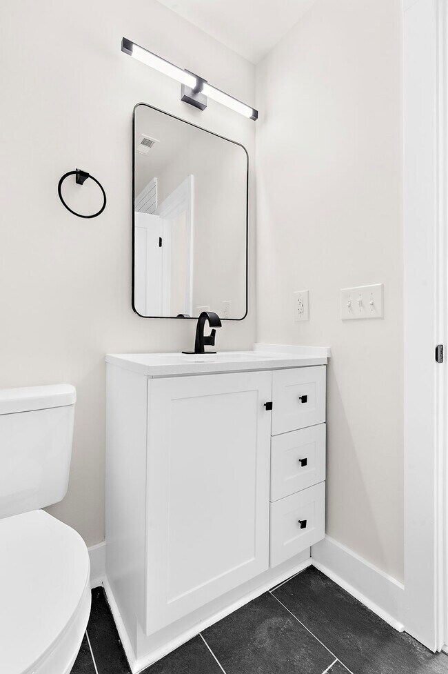 Building Photo - 24 Blake St