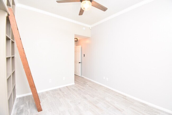 Building Photo - 23122 Beech Canyon Dr