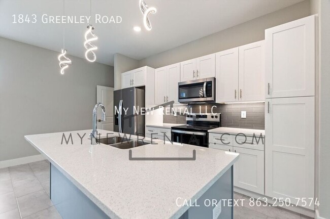 Building Photo - 1843 Greenley Rd