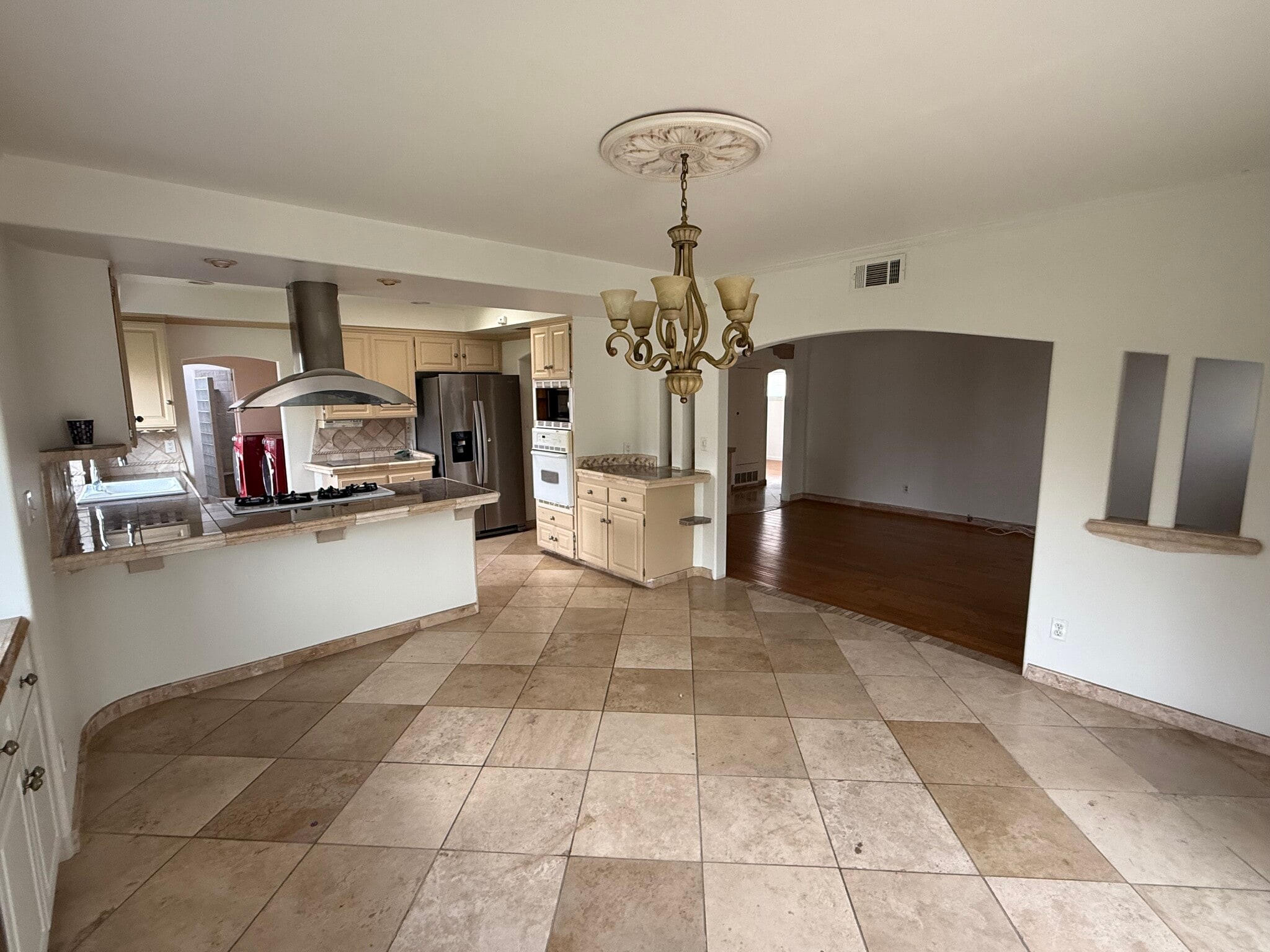 Building Photo - 22601 Iris Ave