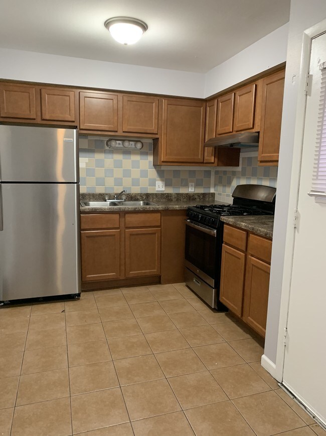 Primary Photo - 5226 42nd Ave