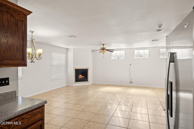 Building Photo - 5376 Jose Duran Ln