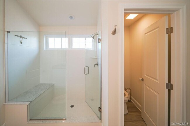 Building Photo - 20 Deforest Dr