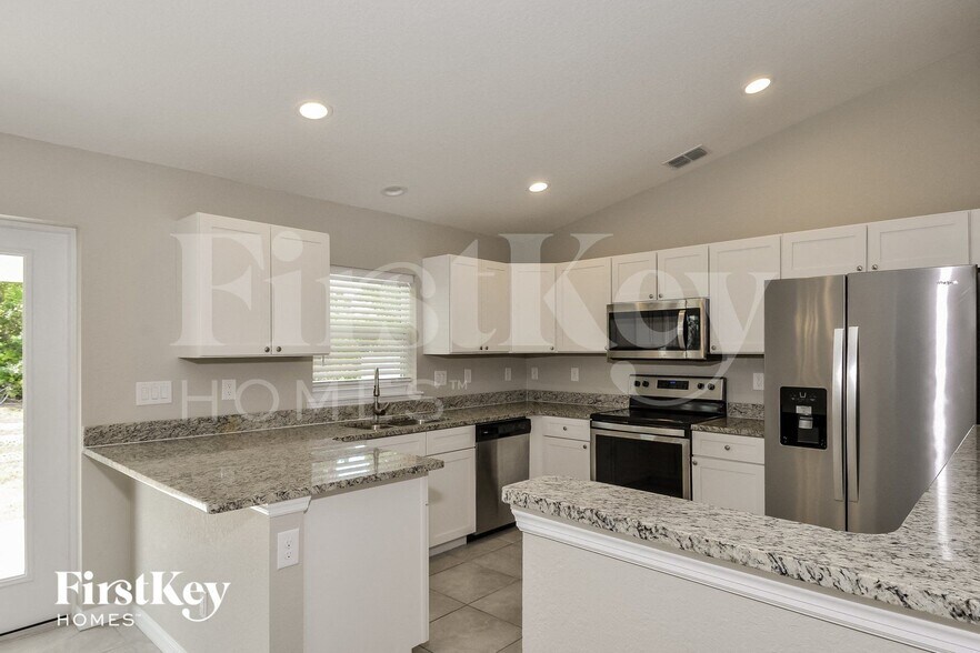 Building Photo - 7252 Sea Mist Dr