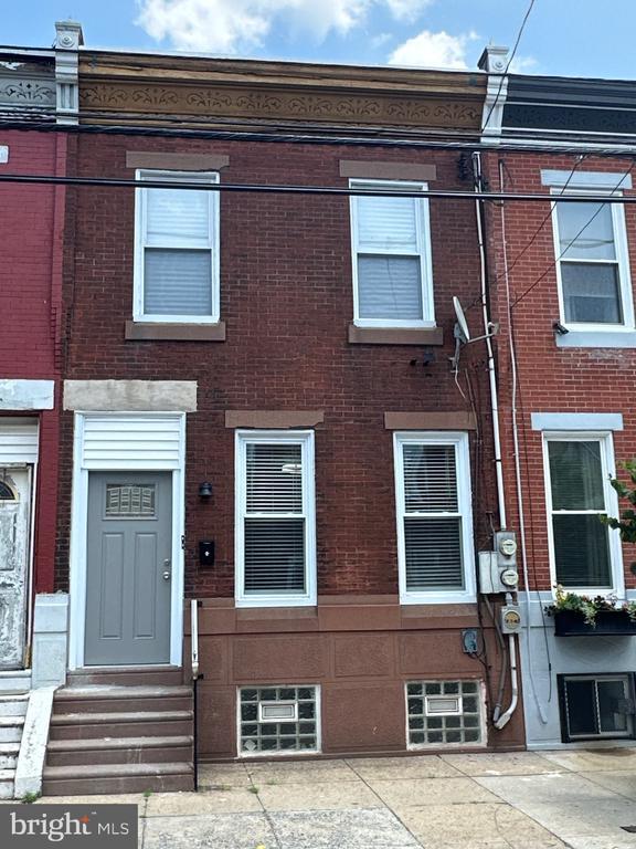 Primary Photo - 1741 S 19th St