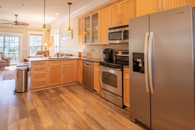 Building Photo - ENJOY OCEAN BREEZES FROM THIS FURNISHED OFF-SEASON OCEAN VIEW CONDO W/BALCONIES