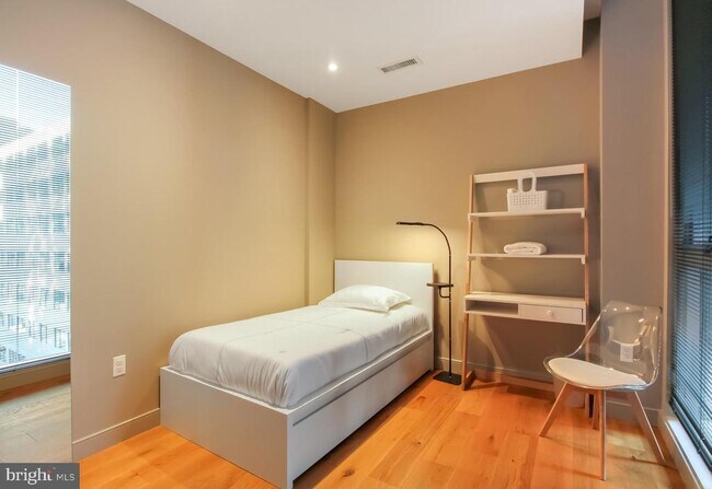 Building Photo - 448 K St NW