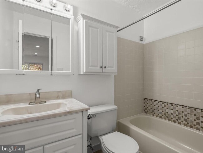 Building Photo - 7517 Weather Worn Way