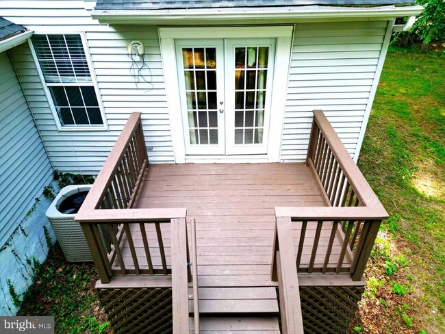 Building Photo - 4120 Lancaster Cir