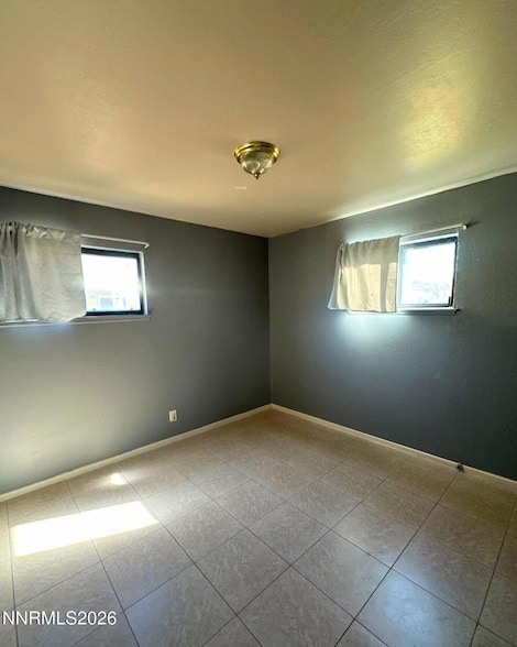 Building Photo - 39 E K St