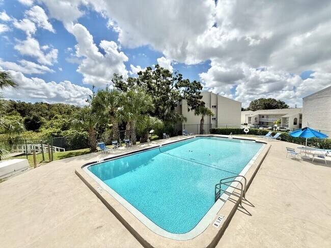 Building Photo - 2625 FL-590