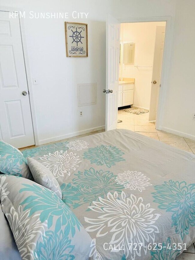 Building Photo - 10764 70th Ave