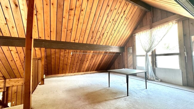 Building Photo - Available Now - Highly Desired 2 Bedroom, ...