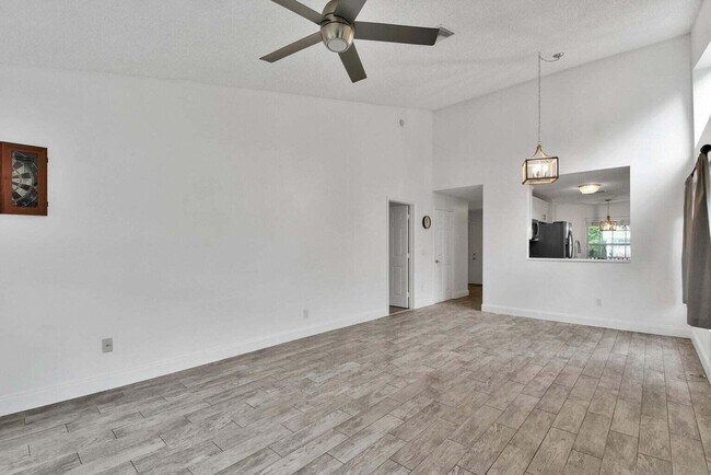 Building Photo - 13175 Quiet Woods Rd