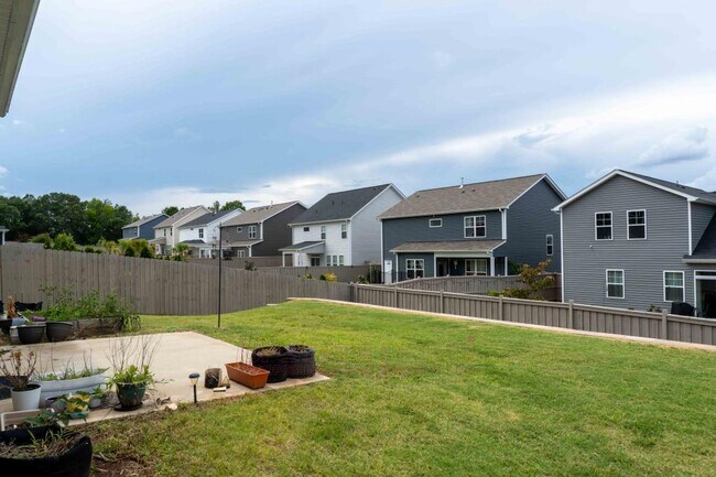 Building Photo - 8 Callen Oak Wy