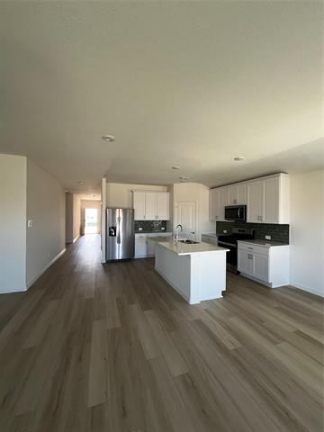 Building Photo - 537 Sierra Rdg