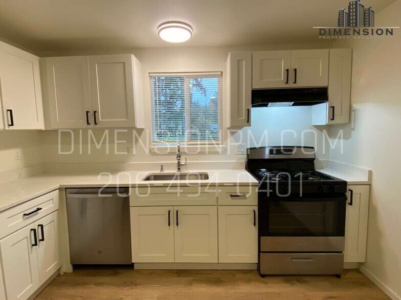 Building Photo - 1274 Sherman Ave