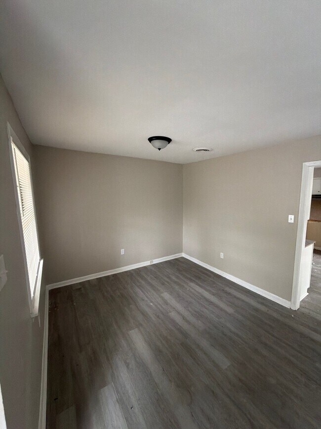 Building Photo - 228 Catalina Cir