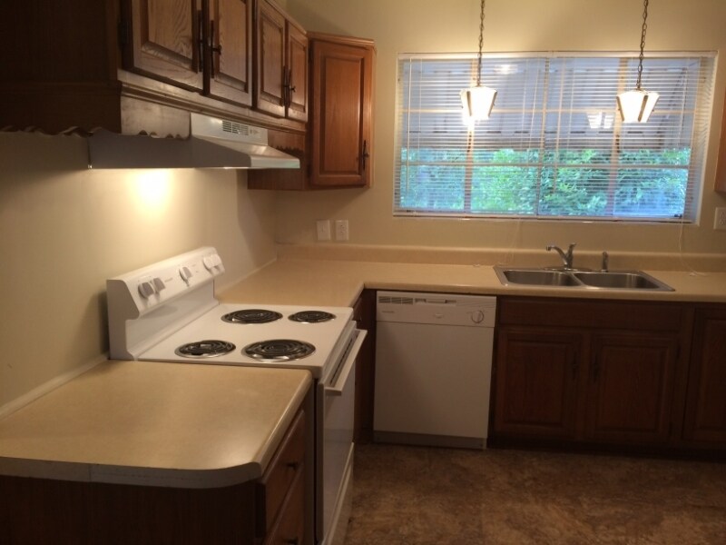 Building Photo - 2557 Wheeless Rd