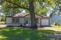 Building Photo - 4425 Harding Dr