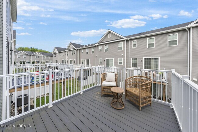 Building Photo - 1502 Arose Ln