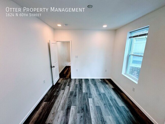 Building Photo - 1624 N 60th St