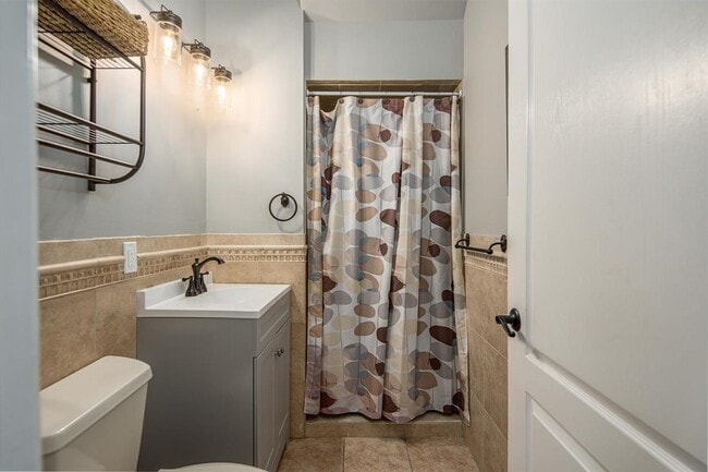 Building Photo - 133 Brunswick St