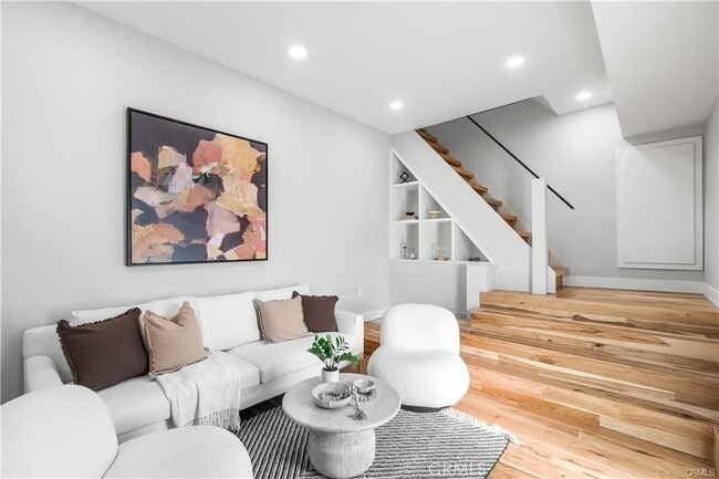 Building Photo - 8566 Hollywood Blvd