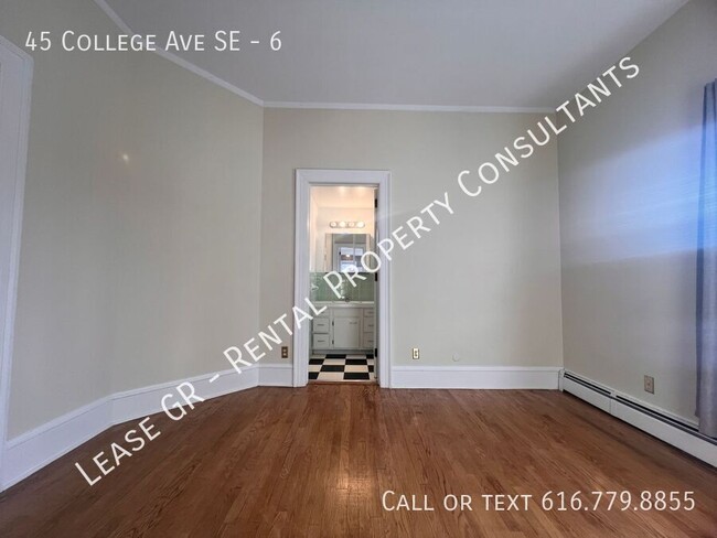 Building Photo - Heritage Hill! Cute One Bedroom Apartment ...