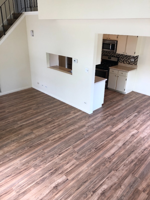 Building Photo - 263 Acorn Dr