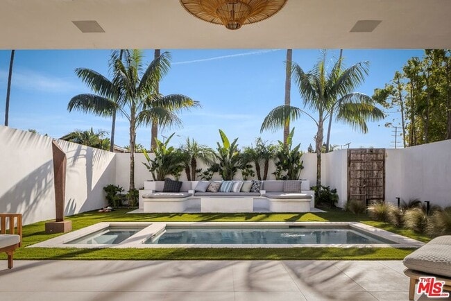 Building Photo - 913 Milwood Ave