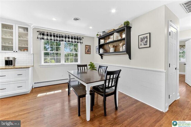 Building Photo - 1066 Doylestown Pike