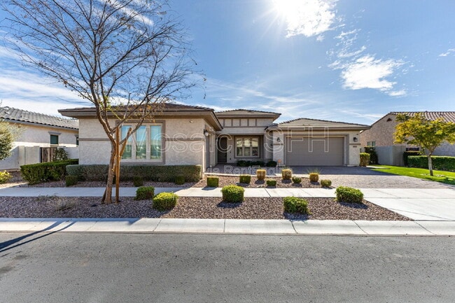 Building Photo - 10627 E Tumbleweed Ave