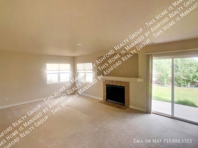 Building Photo - 9931 Red Sage Dr