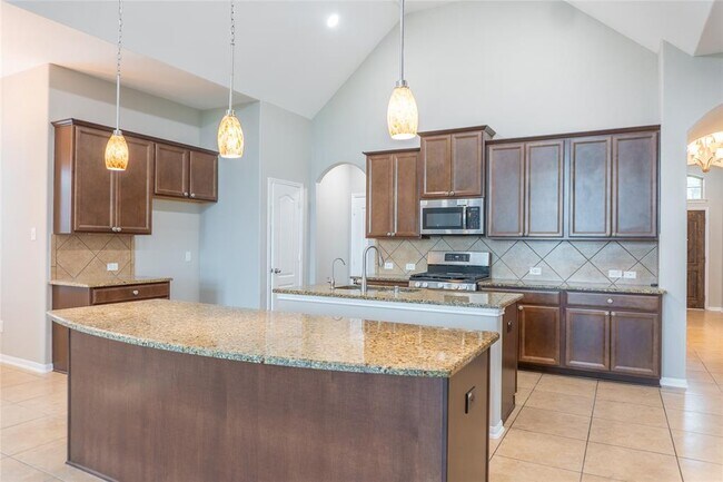 Building Photo - 7708 River Pass Dr