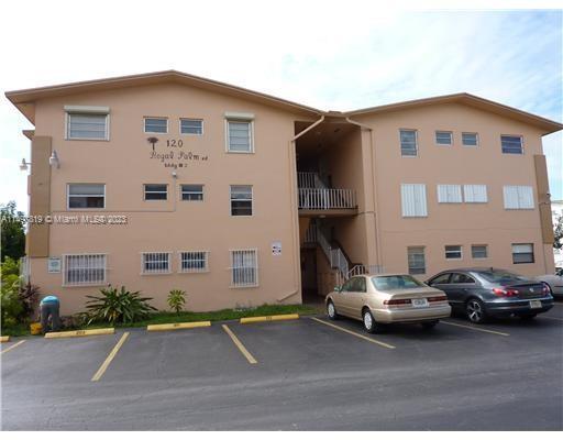 Building Photo - 120 Royal Palm Rd