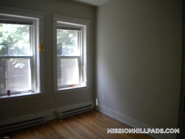 Building Photo - 883 Huntington Ave