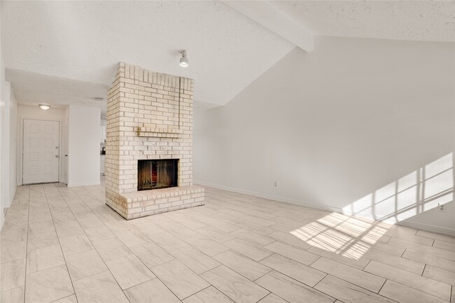 Building Photo - 5437 Ridge Wind Ln