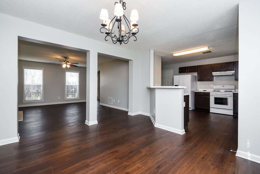 Building Photo - 4323 Chesapeake Trace