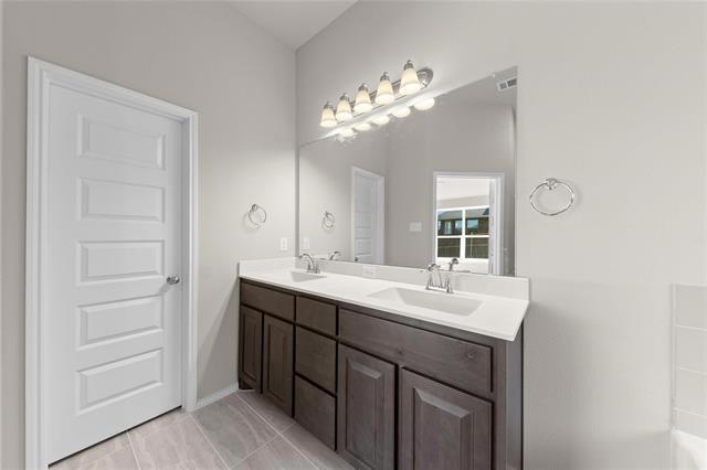 Building Photo - 1813 Agarito Dr