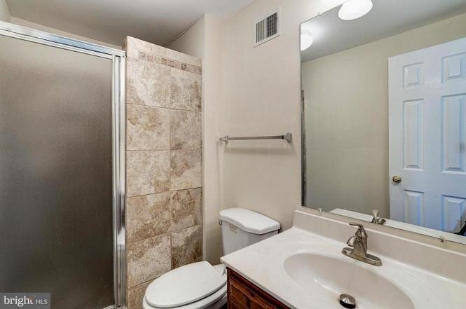 Building Photo - 16934 Monmouth Ct