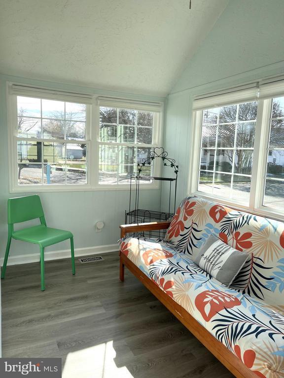 Building Photo - 221 Madison St